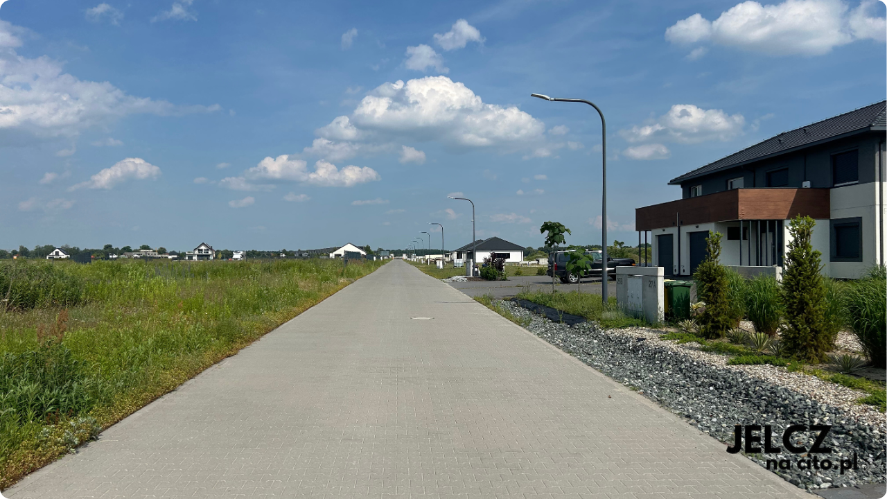 Brzezinki: kiedyś spokojna wieś, dziś magnes dla deweloperów