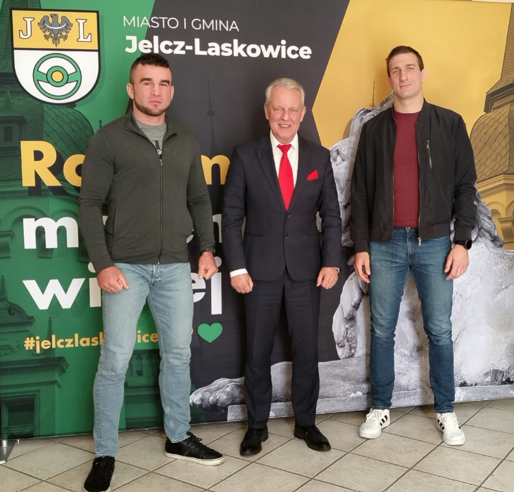 Jelcz-Laskowice: Burmistrz Piotr Stajszczyk o współpracy z klubami sportowymi